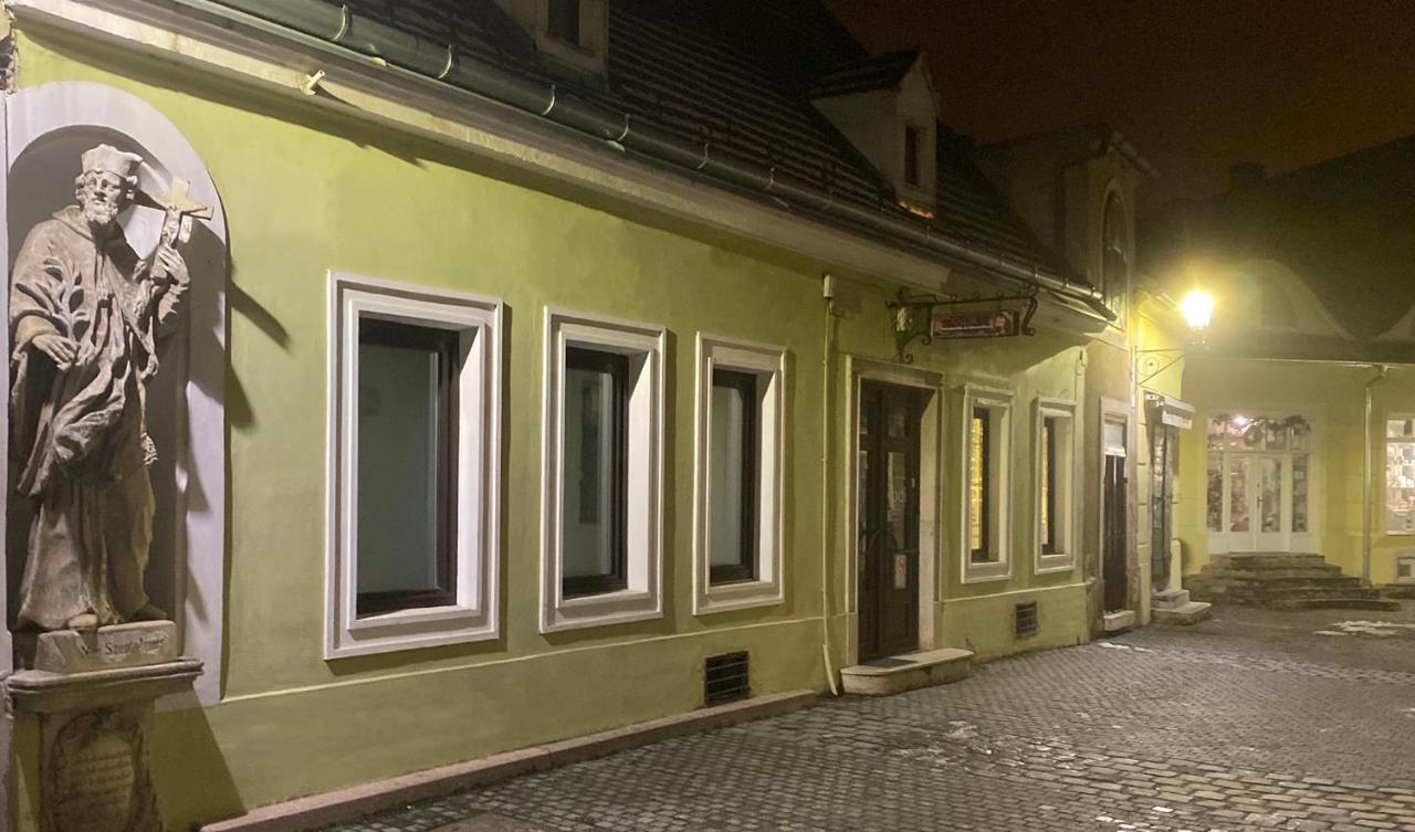 Hősök Tornya Apartman Koszeg Bagian luar foto